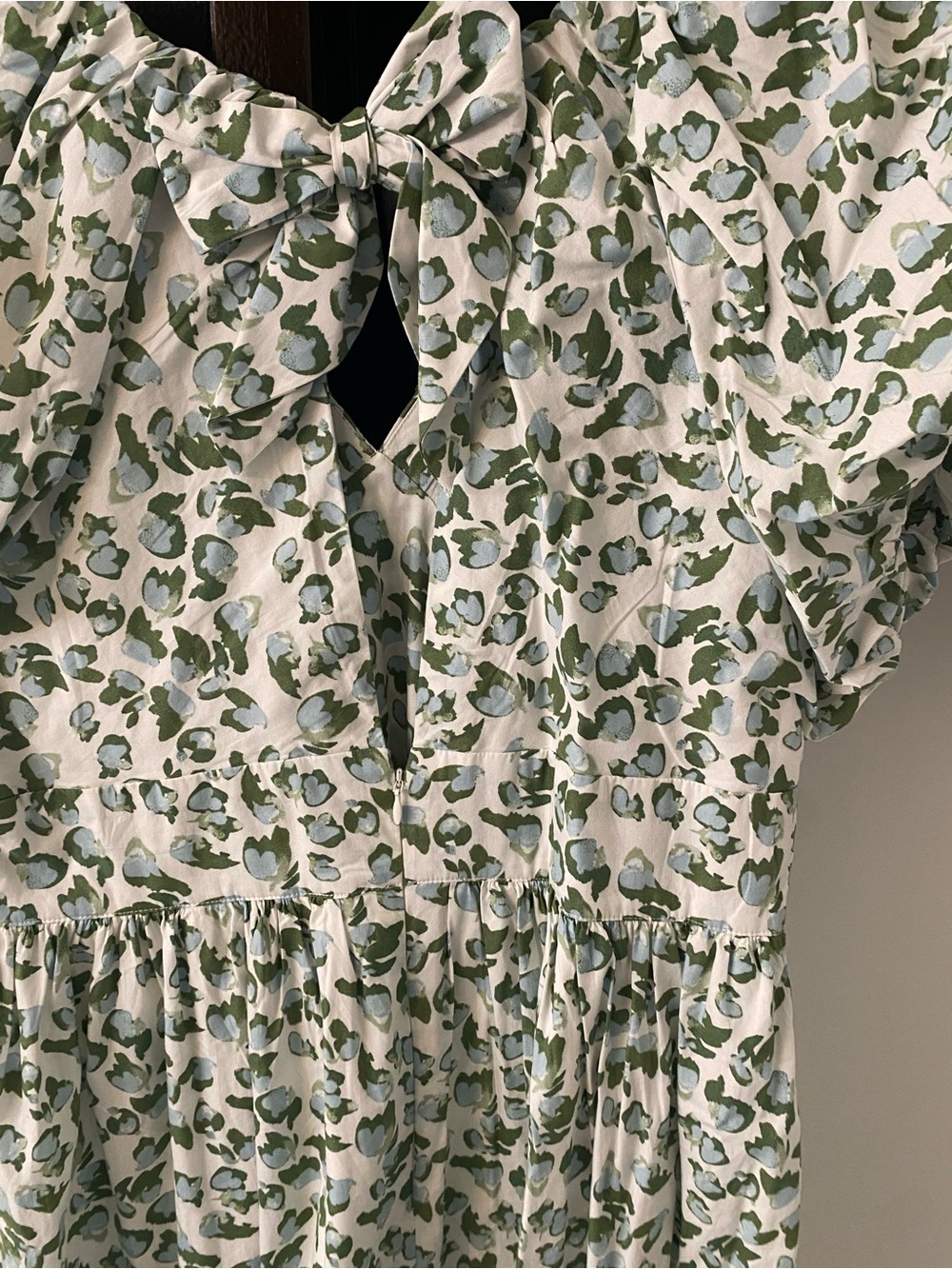 Nwt Crown and Ivy Social Society Floral Midi Dress in Cream and Sage - Picture 8 of 9
